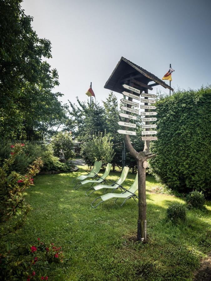 Gasthaus Stuckatz Dollenchen Buitenkant foto